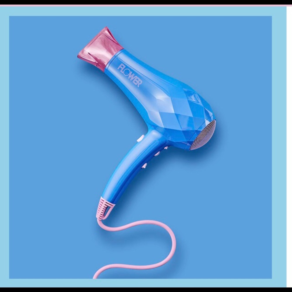 New In Box Ionic Fast Drying Hairdryer
